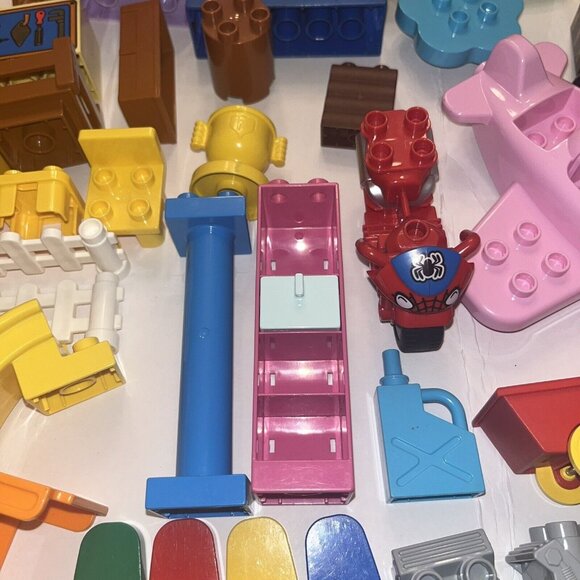 Lego DUPLO 7 lbs Bulk Train Figures Castle Auto ABC #s Flowers Bricks VTG & MOD - Picture 15 of 16